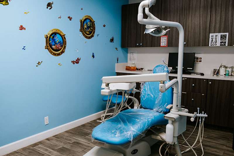 Pediatric Dentist Blue Office