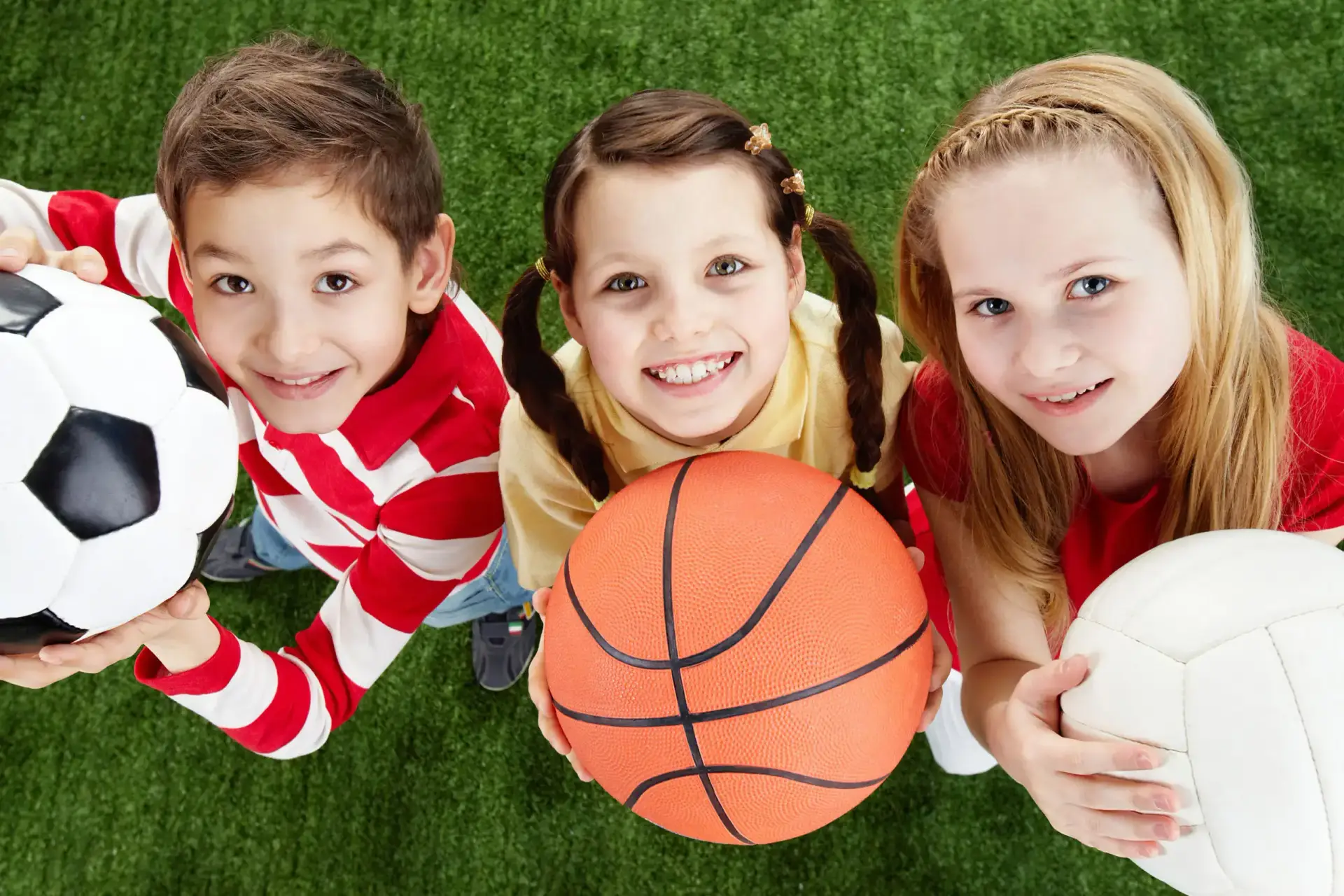 Protegiendo las sonrisas jóvenes: niños' Odontología, Lesiones y Deportes