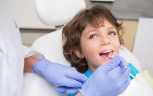 Las cinco principales amenazas para la salud dental de los niños: proteger las pequeñas sonrisas