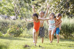 Mantener sonrisas brillantes: odontología para niños pequeños, 6 consejos para la temporada de verano